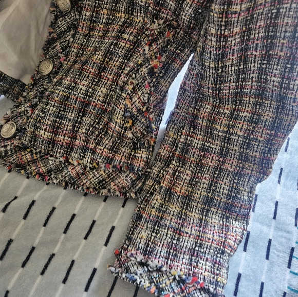 Guess jacket xs size - Picture 12 of 15